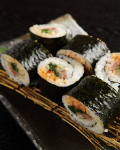 Futomaki sushi rolls