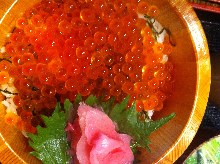 Salmon roe rice bowl