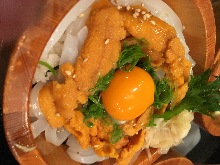 Sea urchin rice bowl