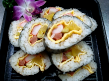 One-bite kimbap