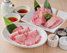8,778 JPY Set (4 Items)