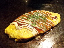 Yakisoba in an omelet