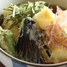 Deep-fried tofu in broth