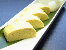 Japanese-style rolled omelet