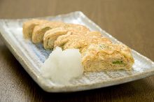 Japanese-style rolled omelet