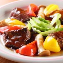Stir-fried beef with oyster sauce
