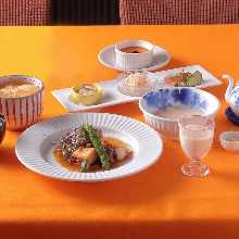 3,300 JPY Course (6 Items)