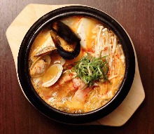 Manila clam sundubu jjigae