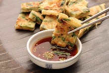 Garlic chives pajeon