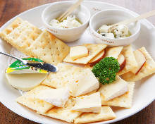 Assorted cheese, 3 kinds