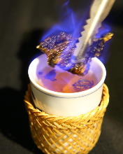 Sake Flavored with Grilled Puffer Fish Fins