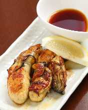 Grilled oyster with butter