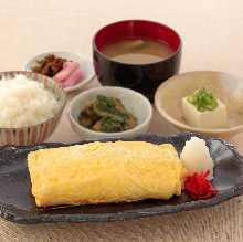 Japanese-style rolled omelet set meal