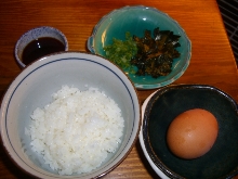 Tamagokake gohan (rice with raw egg)