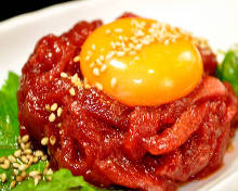 Horse meat tartare