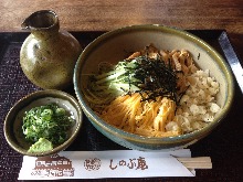 Chilled tanuki buckwheat noodles