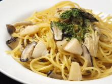 Pasta with mushroom cream sauce