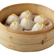 Xiaolongbao (soup dumplings)