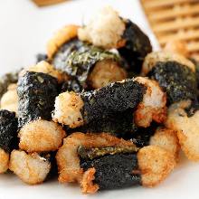 Seaweed-wrapped fried food