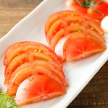 Sliced tomatoes