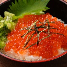 Salmon roe rice bowl