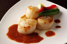 Grilled scallop with butter
