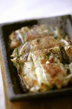 Green onion and garlic chive pajeon Green onion and garlic chive pajeon