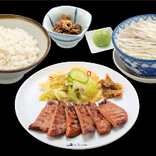 Beef tongue set meal (miso flavor)