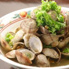 Manila clams steamed in white wine