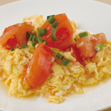 Stir-fried tomato and egg