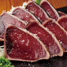 Straw-seared salted bonito