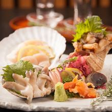 Assorted shellfish sashimi