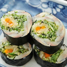 Sushi rolls