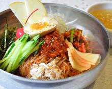 Bibim guksu