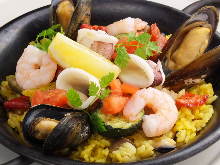 Seafood paella