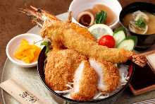 Assorted fried foods set meal