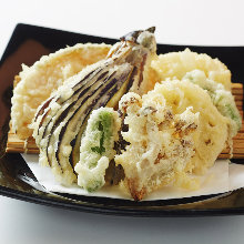 Assorted vegetable tempura