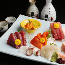 Assorted sashimi