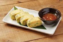 Japanese-style rolled omelet