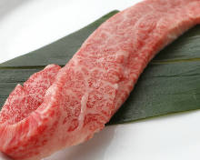Thickly-cut chuck rib (yakiniku)