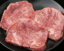 Premium grilled tongue seasoned with salt