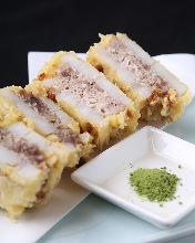 Deep-fried stuffed lotus root