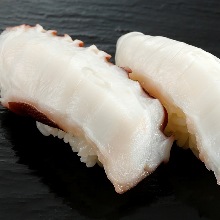 Nigiri sushi