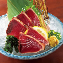 Seared skipjack tuna