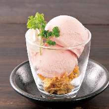 Strawberry ice cream