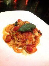 Tomato sauce pasta