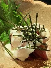 Tuna topped with grated Chinese yam