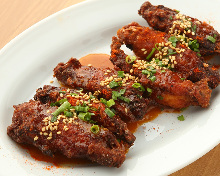 Deep-fried spicy chicken wing tips