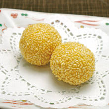 Sesame dumpling