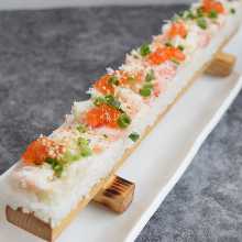 Snow crab and Salmon roe pressed sushi